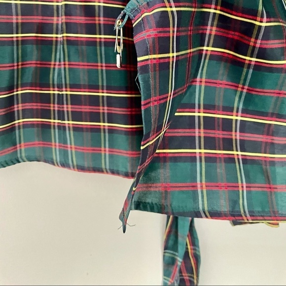 Vintage Anne Carson 100% Silk Wrap Top Holiday Green Red Gold Tartan Plaid - Picture 8 of 8